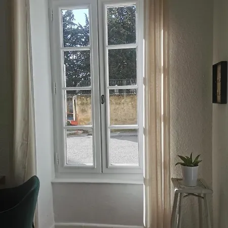 Au Petit Faubourg Apartament *